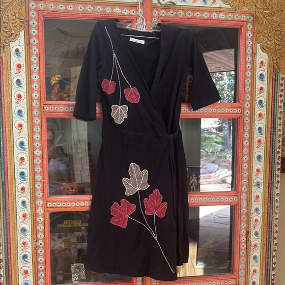 Synergy Organic Cotton Black Wrap Dress with Leaf Appliques S - Picture 1 of 4